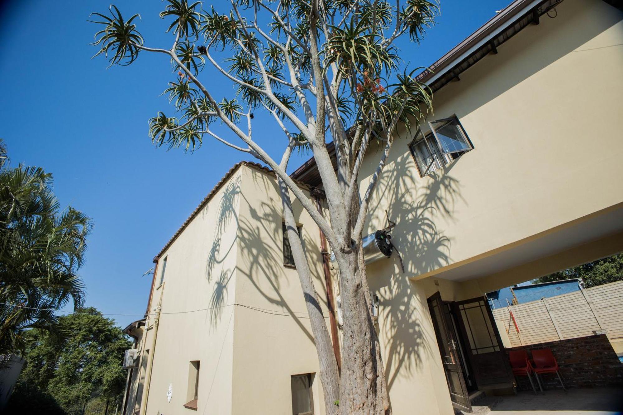 Durban Italian Villa 1&2 Buitenkant foto